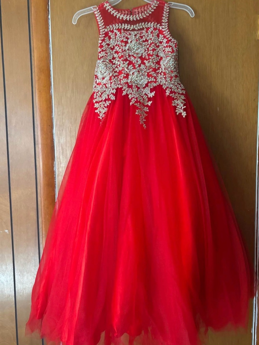 Elegant Red Girls' Tulle Dress with Gold Embroidered Bodice